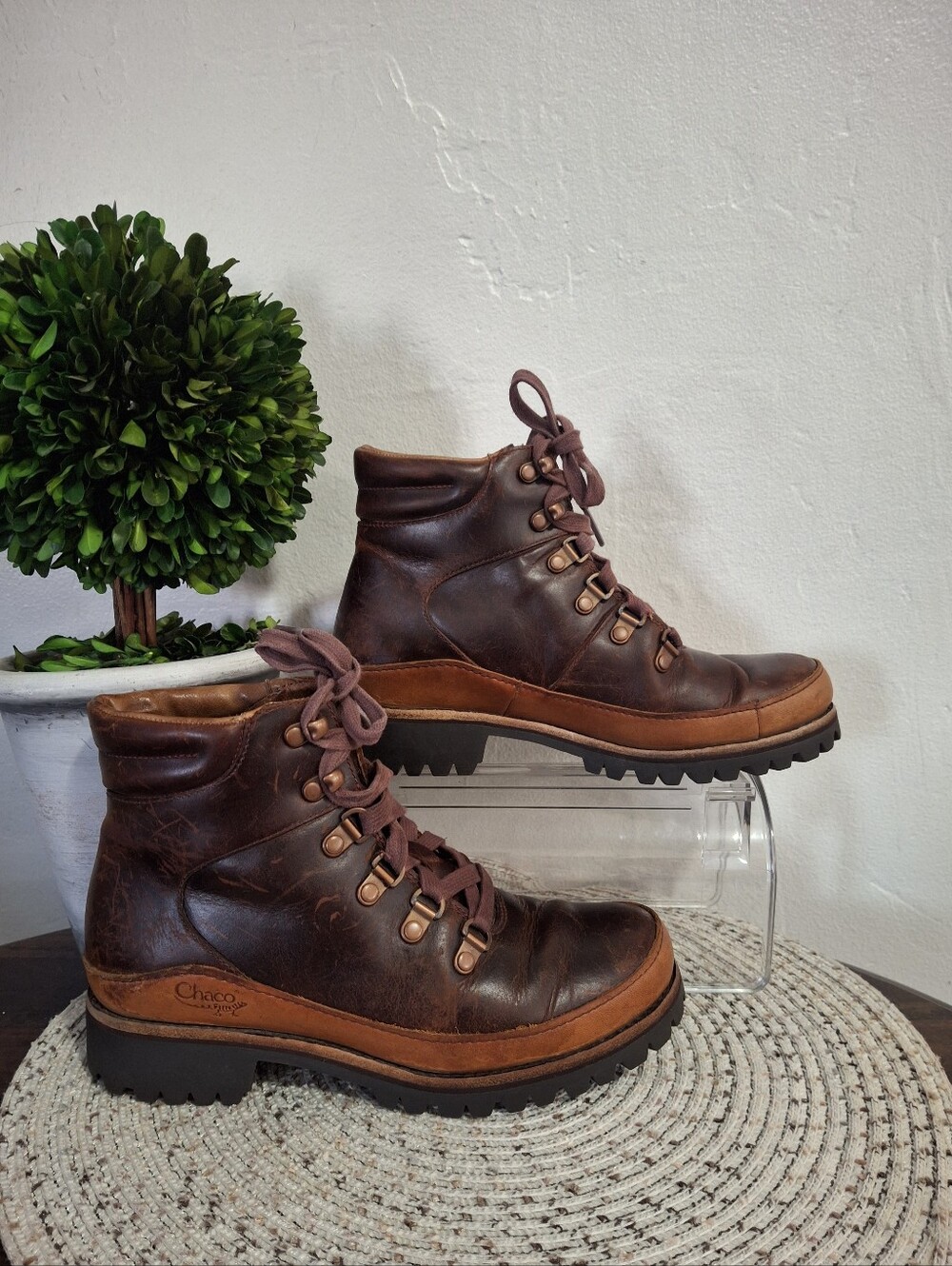 Chaco Fields Women's Brown Leather Lace-Up Ankle Boots Size 6.